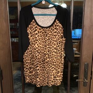 Torrid Leopard Print 3/4 Sleeve Super Soft Top